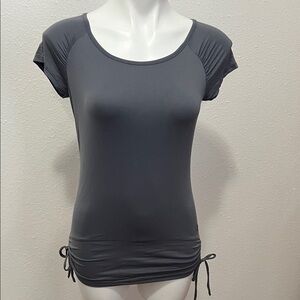 GapFit Grey Athletic Top Sz XS